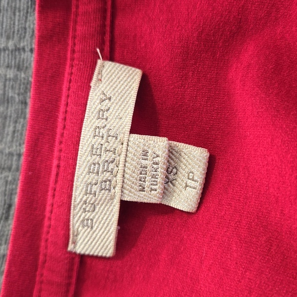 BURBERRY BRIT 3/4 SLEEVE WITH CUFF TSHIRT.  #6466 - Picture 8 of 10